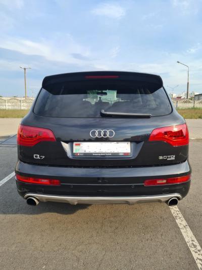  Q7