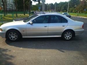 BMW 5 Series (E39)