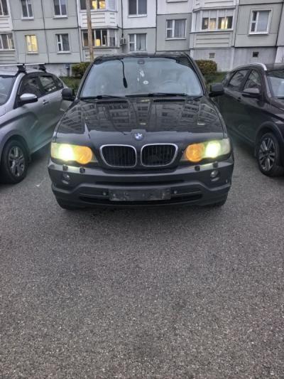 BMW X5 (E53)
