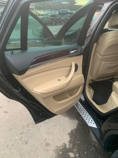  X6 (E71)