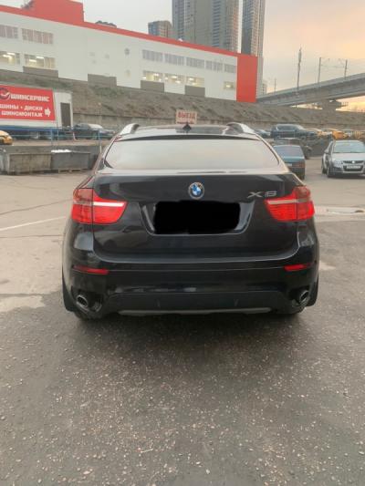  X6 (E71)