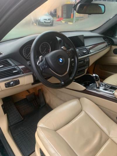  X6 (E71)