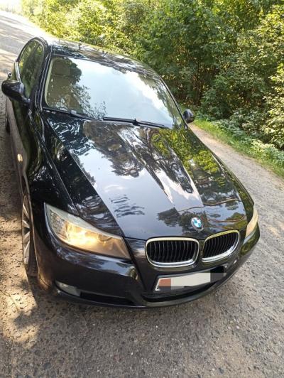 BMW 3 Series (E90)