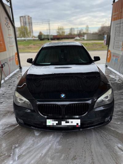  7 Series (F02 Long)
