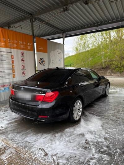  7 Series (F02 Long)