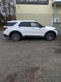 ������������� Ford Explorer V