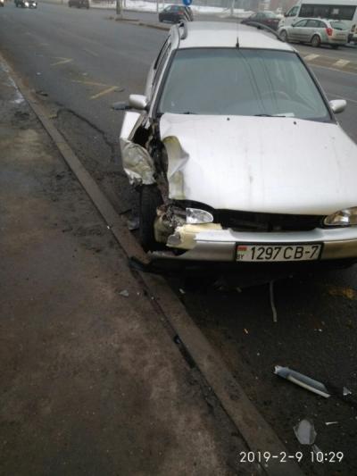 Ford Mondeo I