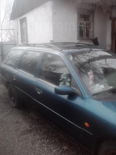 Ford Mondeo I
