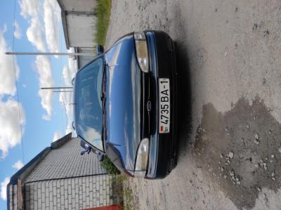 Ford Mondeo I