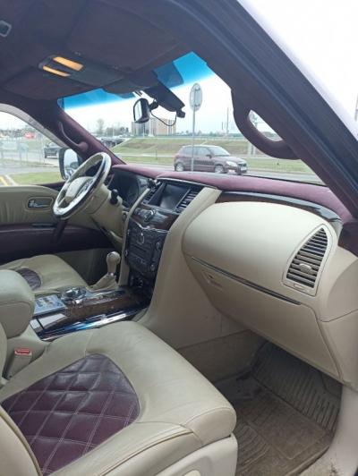 Универсал 5-дверн Infiniti QX56 (2012)