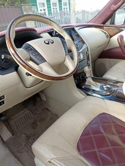  QX56