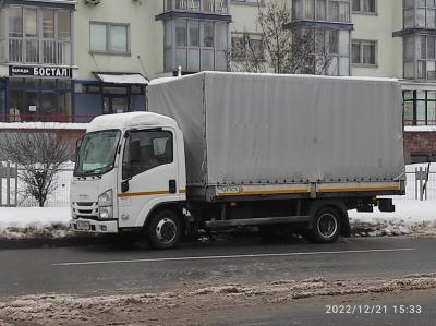Isuzu Elf