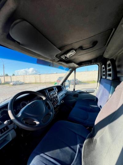Фургон 4-дверн IVECO Daily (2007)
