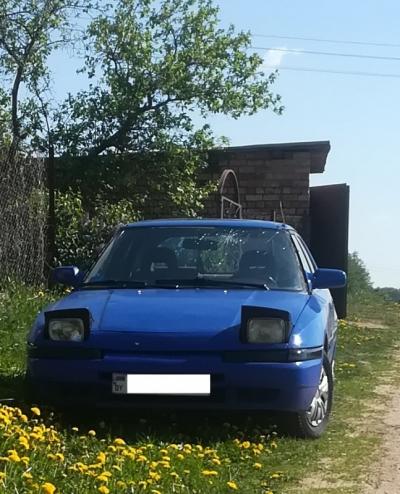 Mazda 323F