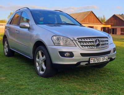 Mercedes M Class (W164)