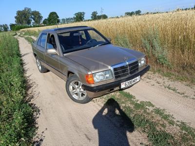 Mercedes 190 (W201)