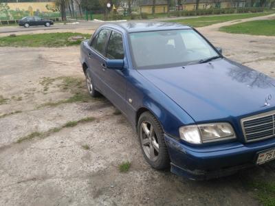 Mercedes C Class (W202)