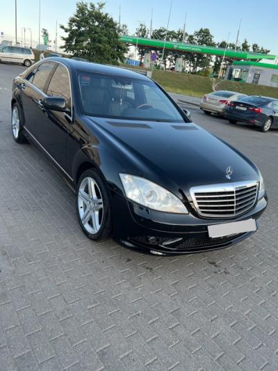  S Class (W221)