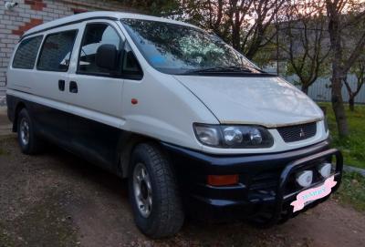 Mitsubishi L400