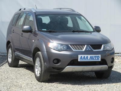 Mitsubishi Outlander II
