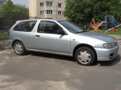Nissan Almera