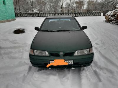 Nissan Almera
