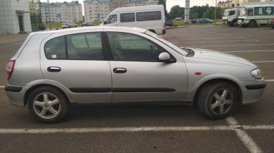 Nissan Almera