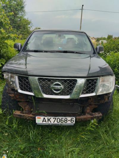 Пикап 4-дверн Nissan Navara (2008)