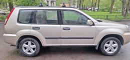 ������������� Nissan X-Trail 1