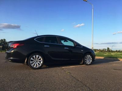  Astra J