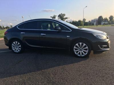  Astra J