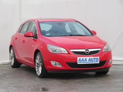 Opel Astra J