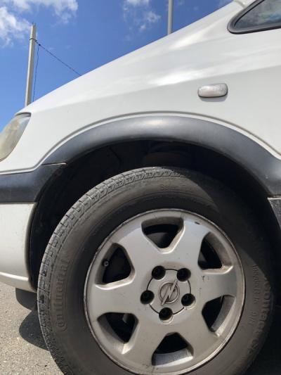  Zafira