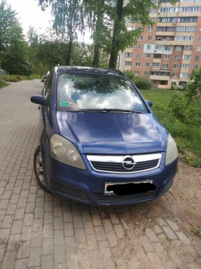  Zafira B