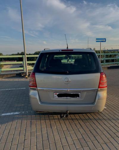  Zafira B