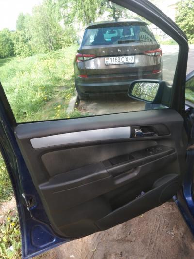  Zafira B
