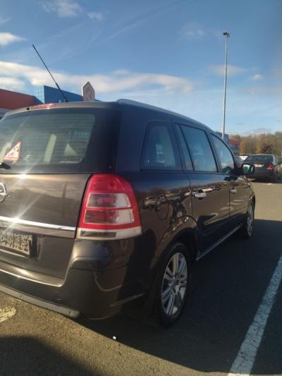  Zafira Family