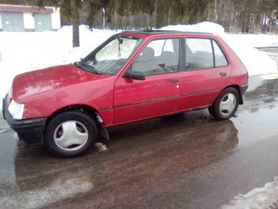 Peugeot 205
