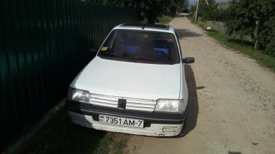 Peugeot 205