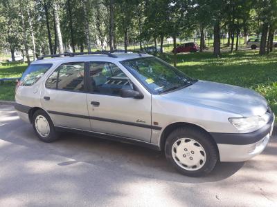 Peugeot 306