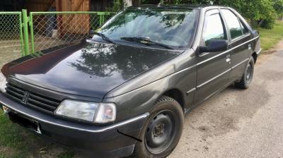 Peugeot 405