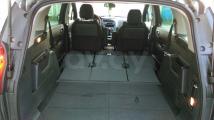 ������������� Peugeot 5008