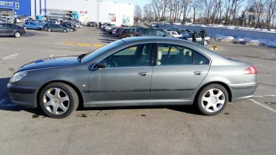 Peugeot 607