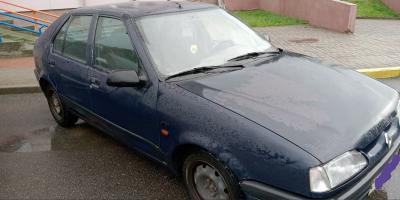 Renault 19