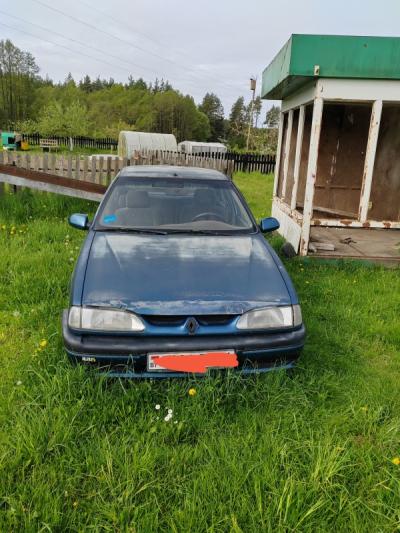 Renault 19