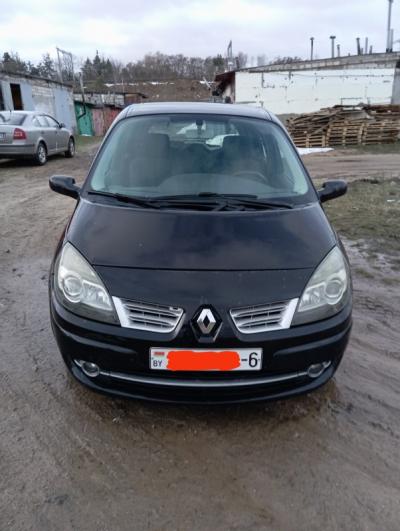 Хэтчбек 5-дверн Renault Megane Universal (2008)