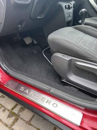  Sandero Stepway 2
