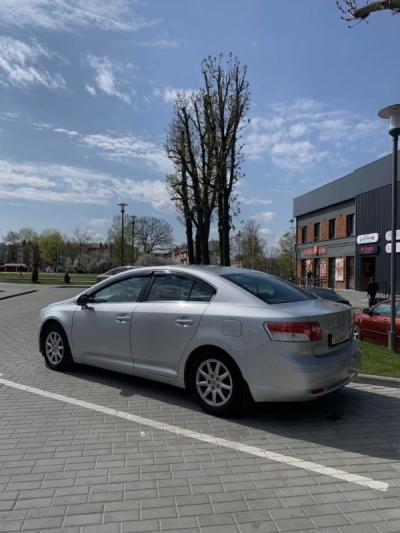 Avensis 3
