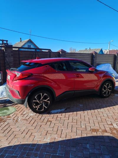  C-HR