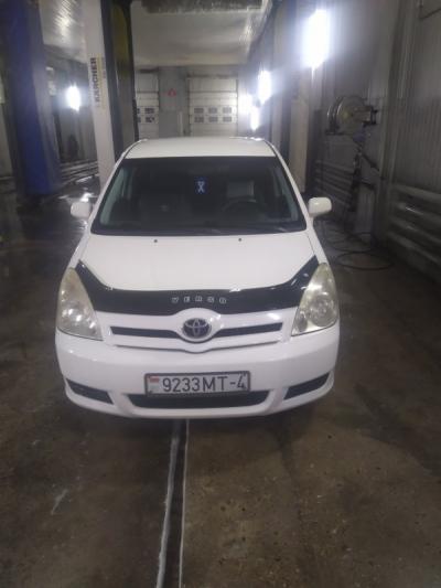  Corolla Verso